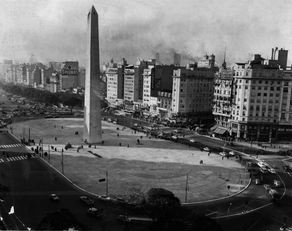 Artículo editorial ¿Dónde está el Obelisco? - Crónica urbana Argentina